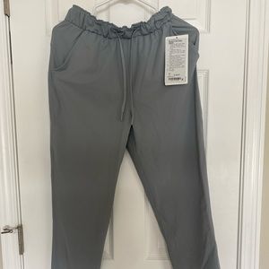 NWT lululemon stretch high rise jogger in grey